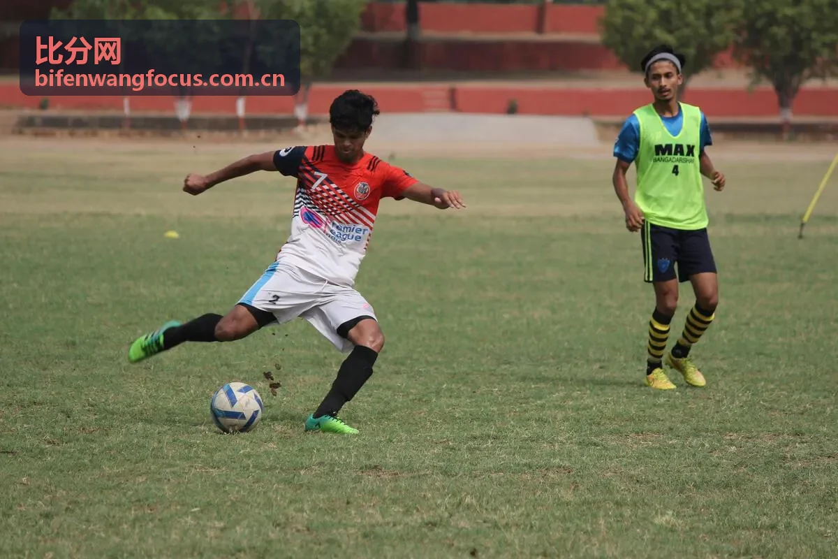 比分网赛后战报：NBA湖凯大战回顾